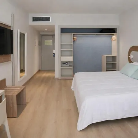 Beatriz Costa & 4* Costa Teguise