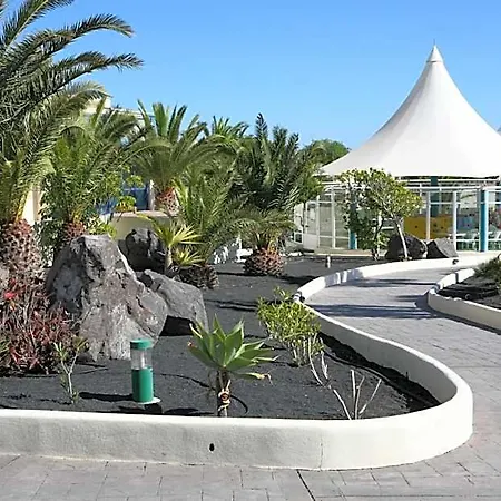 Beatriz Costa & Hotel Costa Teguise