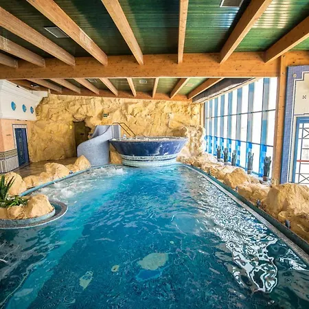 Beatriz Costa & فندق