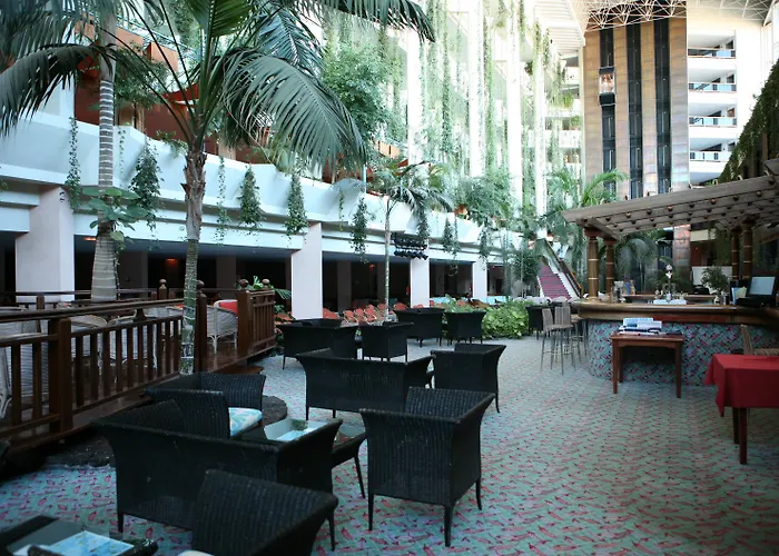 Beatriz Costa & 4* Costa Teguise