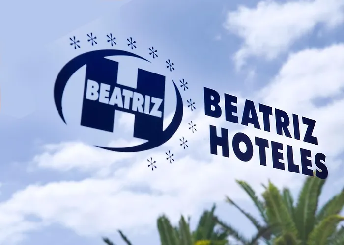 Отель Beatriz Costa & 4*