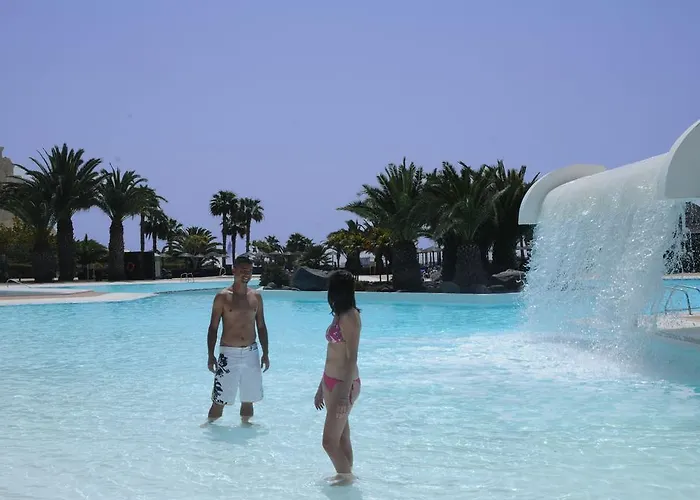 Beatriz Costa & Costa Teguise