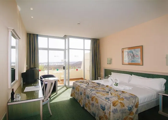 Beatriz Costa & Hotel Costa Teguise