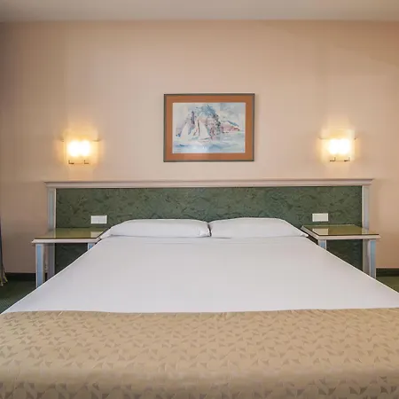 贝特丽斯科斯塔spa酒店 4*