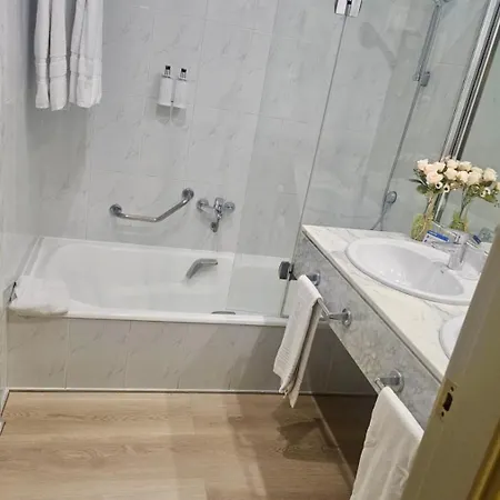 Hotel Beatriz Costa &