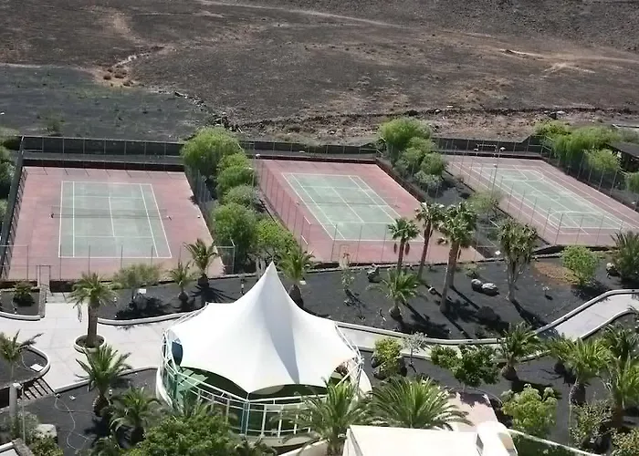 מלון Beatriz Costa & 4*