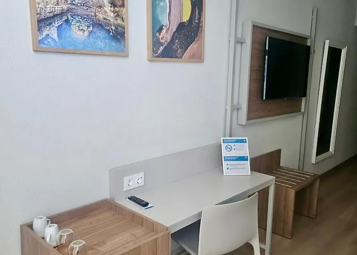 Beatriz Costa & 4* קוסטה טגוויסה