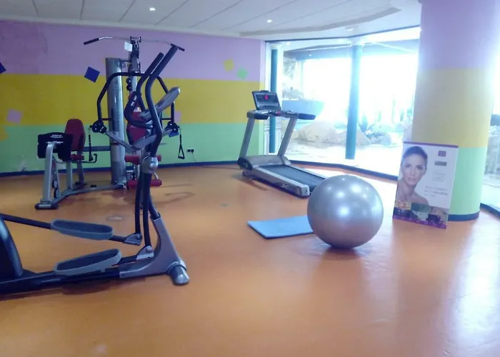 מלון Beatriz Costa & 4*